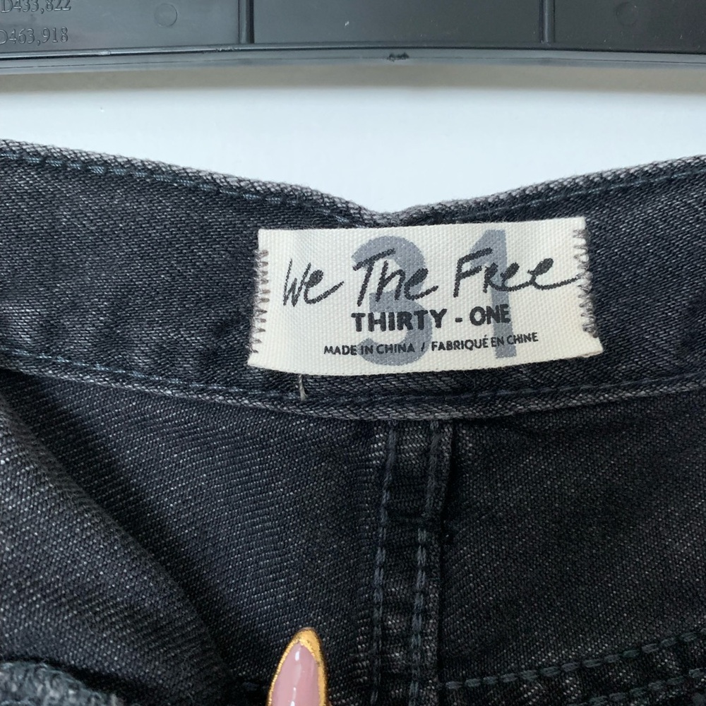 We The Free Free People Distressed Jean Shorts Black Size 31 - Picture 3 of 4